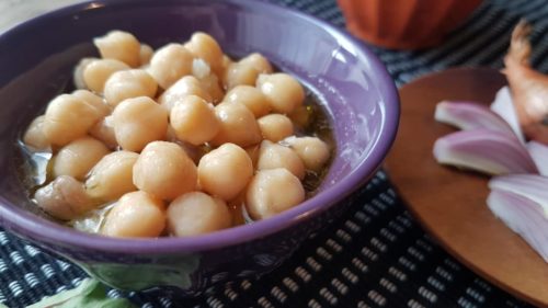 Salade de pois chiche à l'ail et aux deux citrons