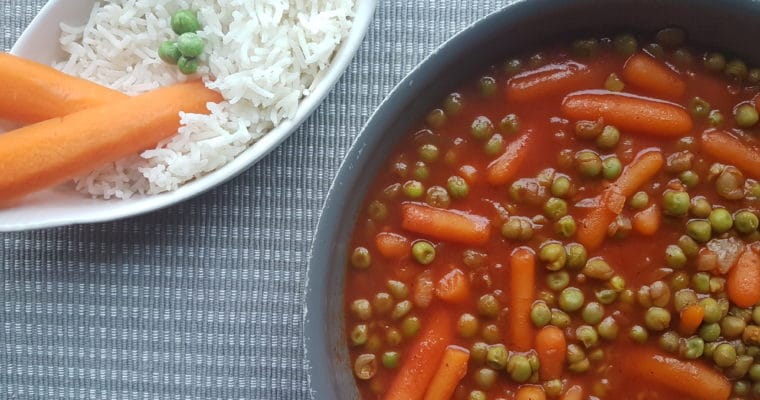 Petits pois carottes à la sauce tomate