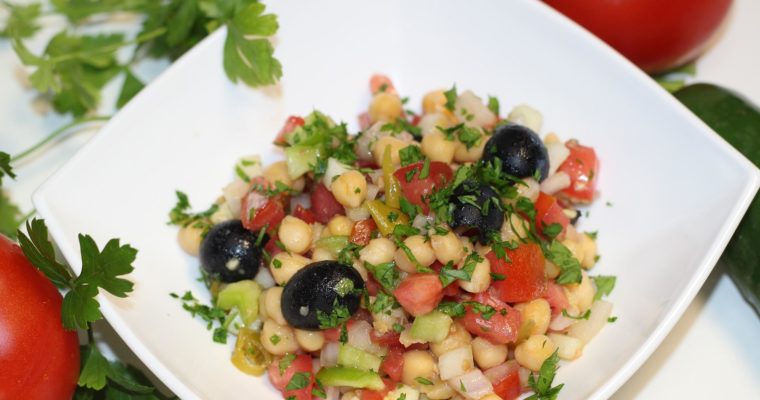 Salade de pois chiches et légumes